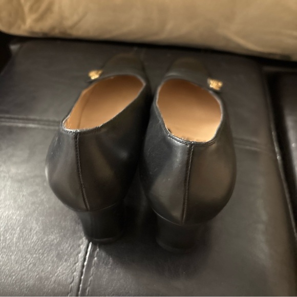 Salvatore Ferragamo Cap Toe Gancini Icon Heels Size 7.5 Narrowest DF 67R - Picture 12 of 12